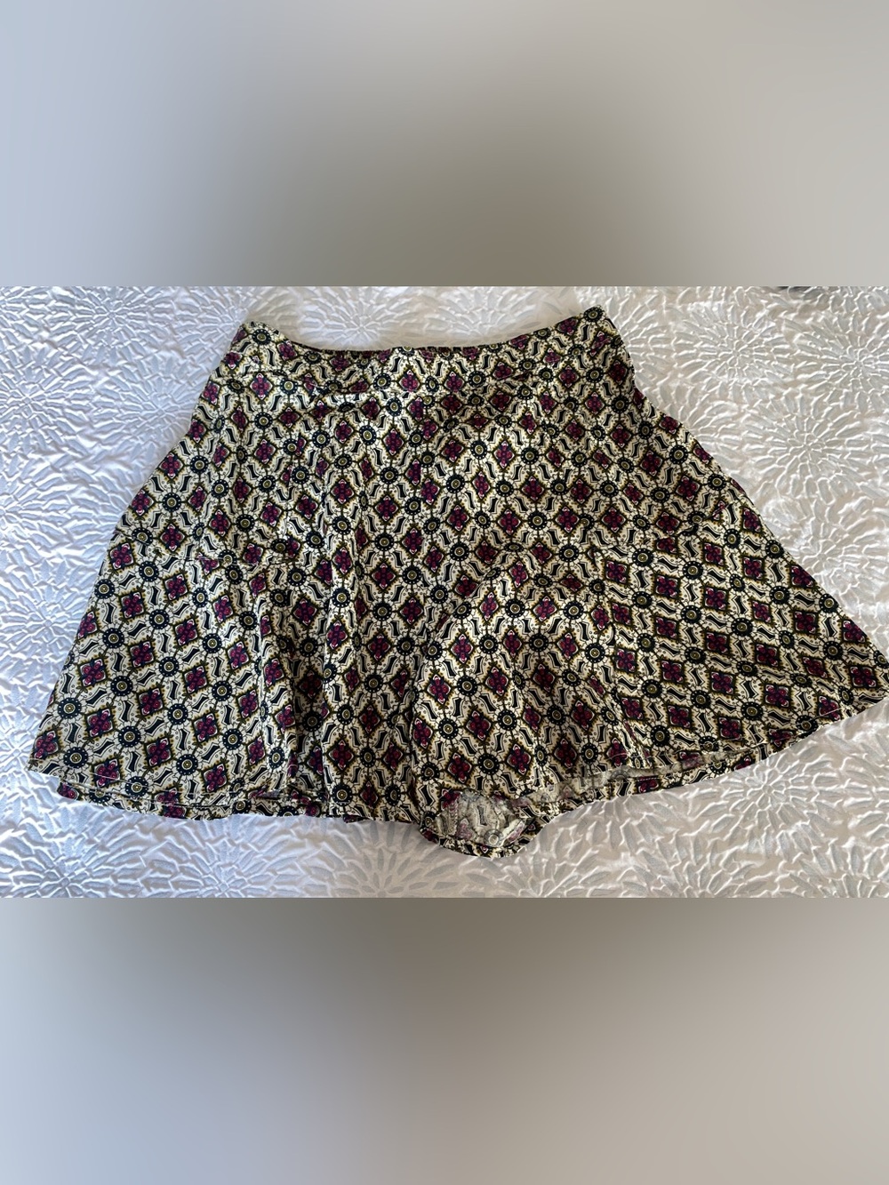 Hollister Cream Short  XS